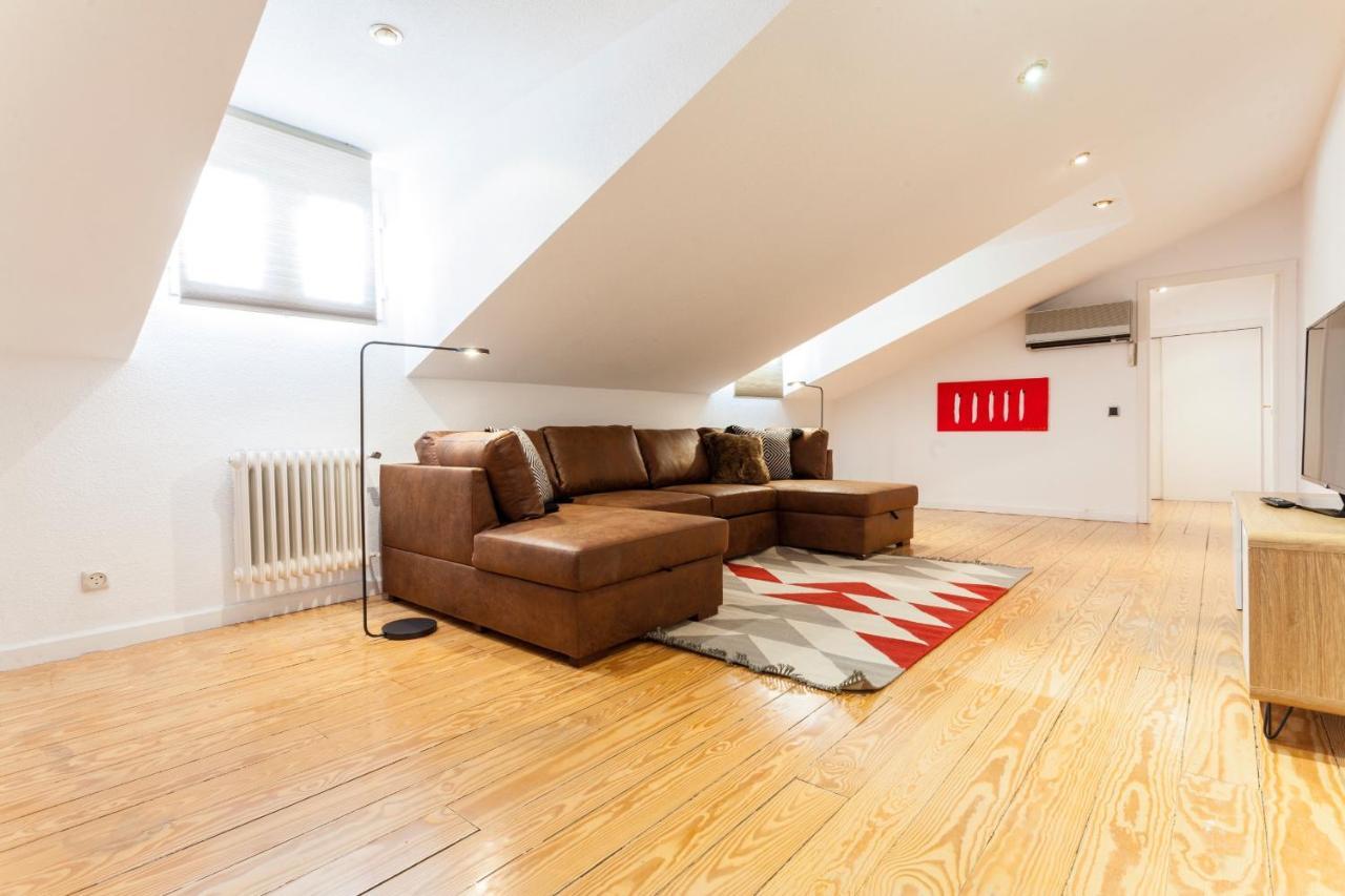 Apartamento Gran Via Terrace En Мадрид Экстерьер фото